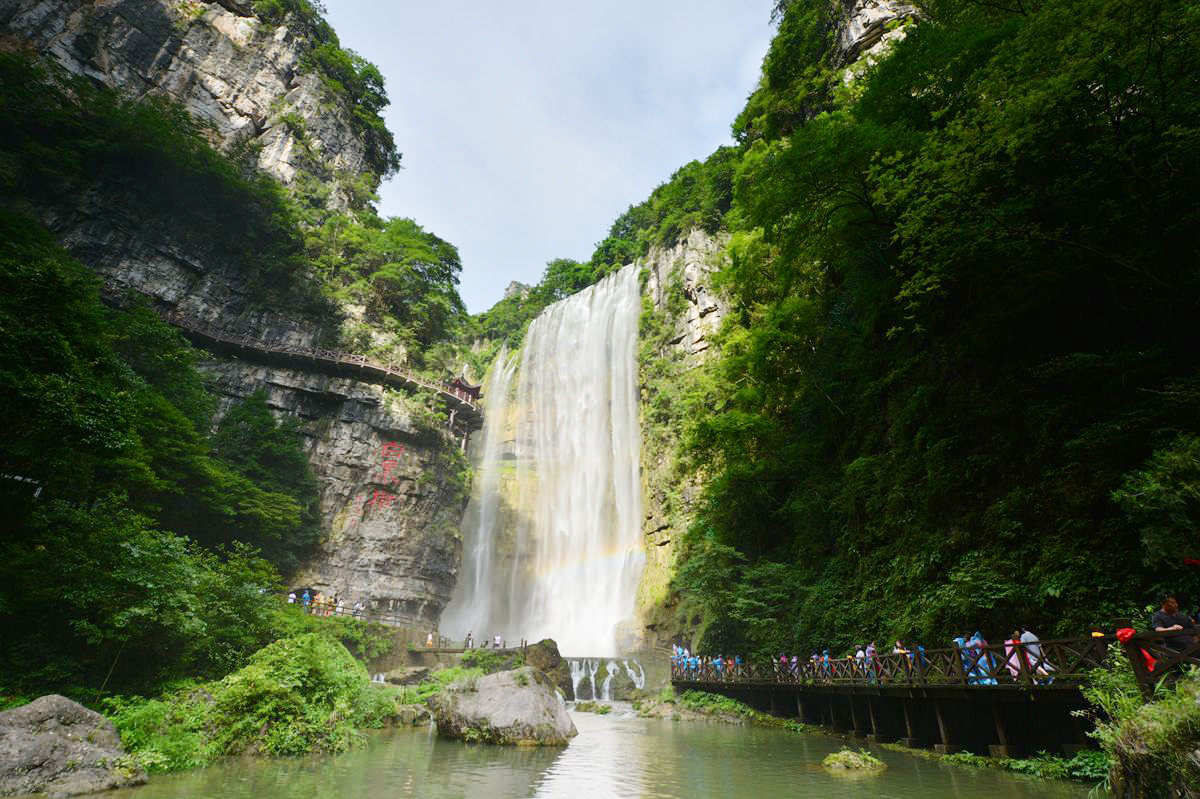 湖北第一、全國第四的三峽大瀑布